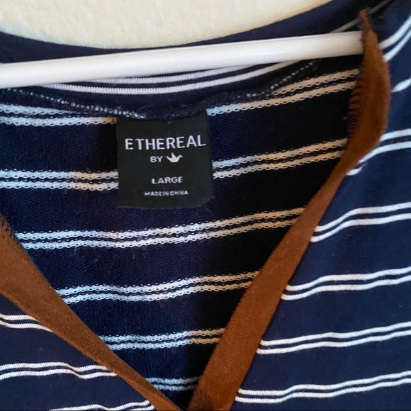 Ethereal by Paper Crane Long Sleeve Top Large - Picture 3 of 5